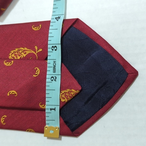 Dunhill Men's Maroon/Gold Paisley 100% Silk Tie Length 56" - Picture 4 of 6